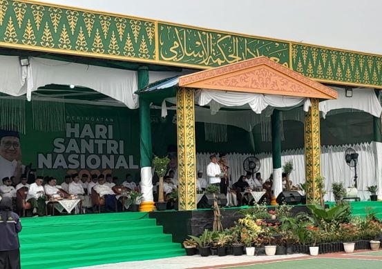 Muhaimin Iskandar Pimpin Upacara Hari Santri Nasional 2026 di Pekanbaru